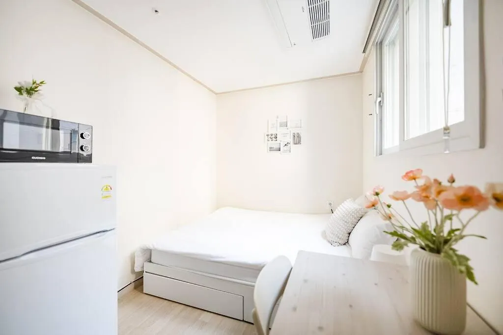 Ewha Blossom House#72 Seoul Apartment